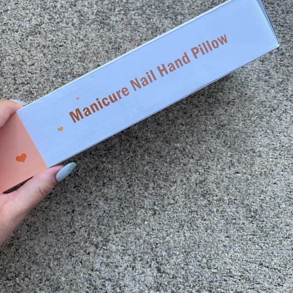 🚫 SOLD NEW Manicure Pillow with Stand (Expandable) - Picture 6 of 12